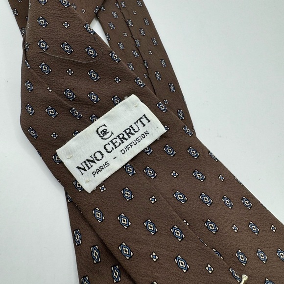 Nino Cerruti silk tie - Picture 3 of 3